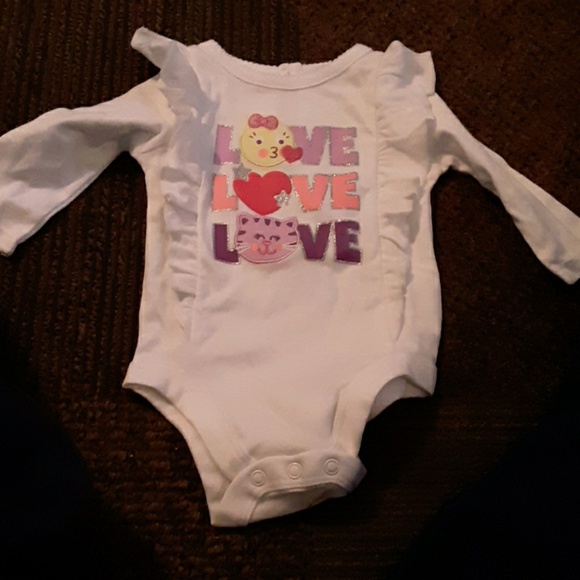 Clothes - Picture 4 of 8